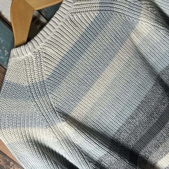 Amazon Essentials XS knit sweater - Picture 14 of 14